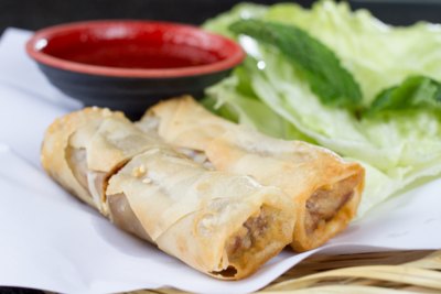 Crispy-Spring-Rolls-1550497478993